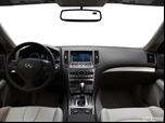  Dashboard, center console, gear shifter view photo